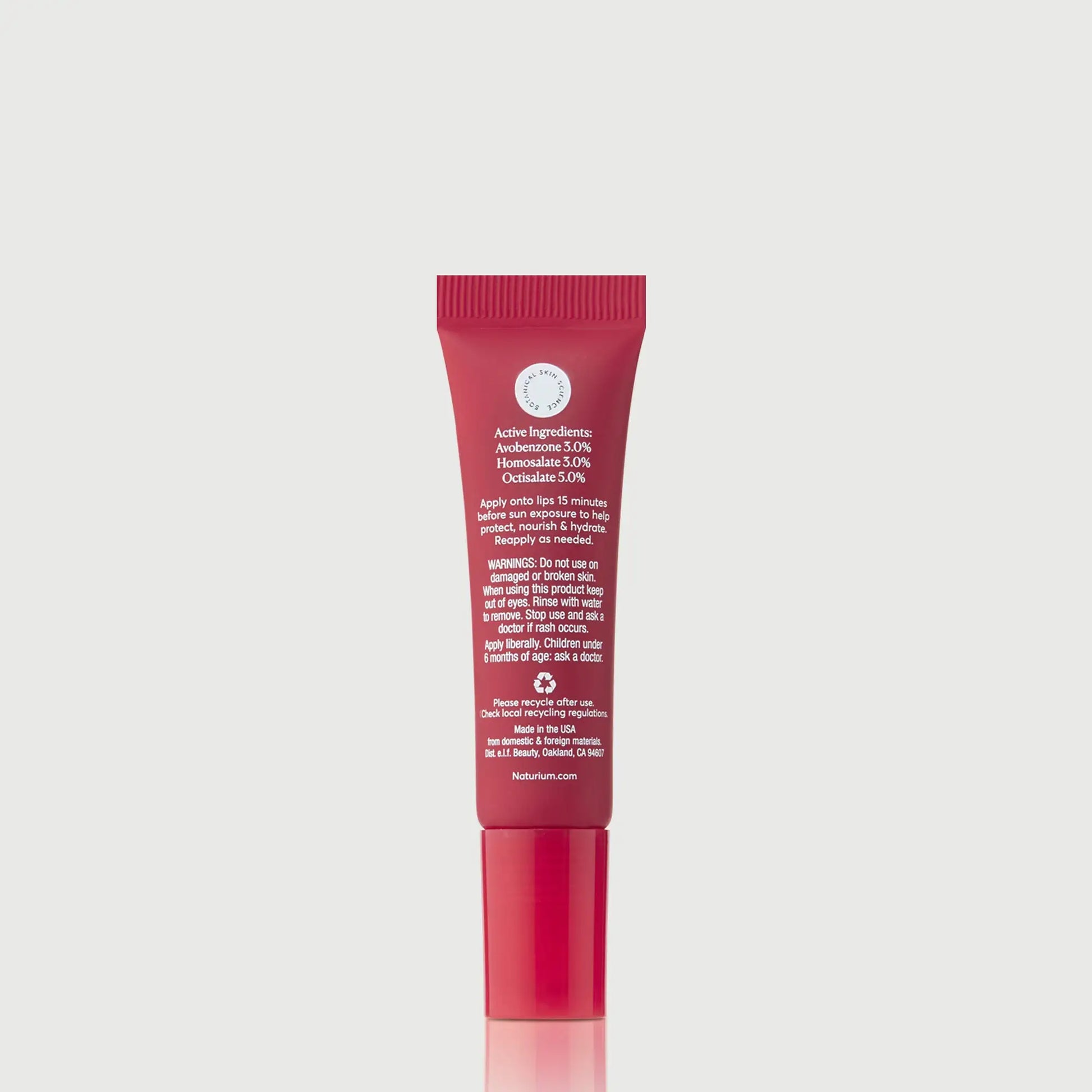 phyto-glow-lip-balm-spf-45-oasis-t5 NATR-10125_PhytoGlow_SPF_Oasis_primary_capon_back_bonebkgd_1.webp