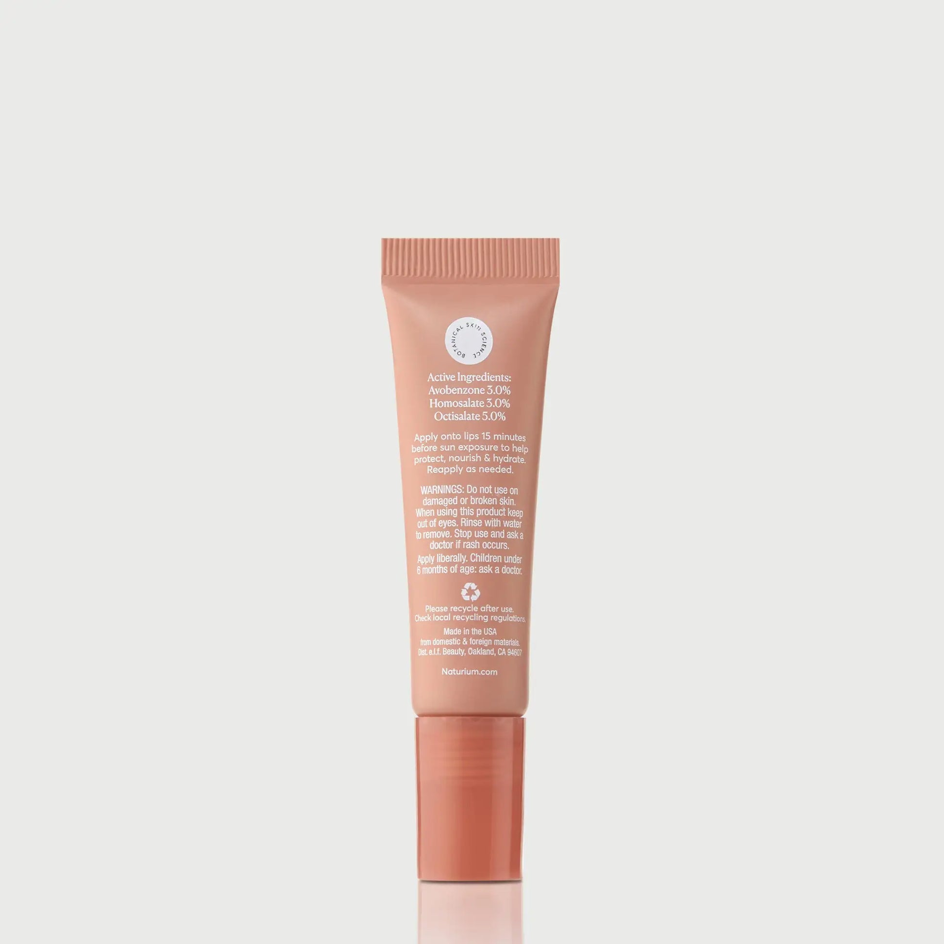 phyto-glow-lip-balm-spf-45-getaway-j2 NATR-10126_PhytoGlow_SPF_Getaway_primary_capon_back_bonebkgd_1.webp