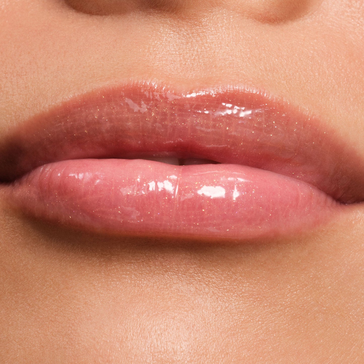 phyto-glow-lip-balm-shimmer-cosmic-p9 NATR-10134-Phyto-Glow-Lip-Hover-Cosmic.jpg