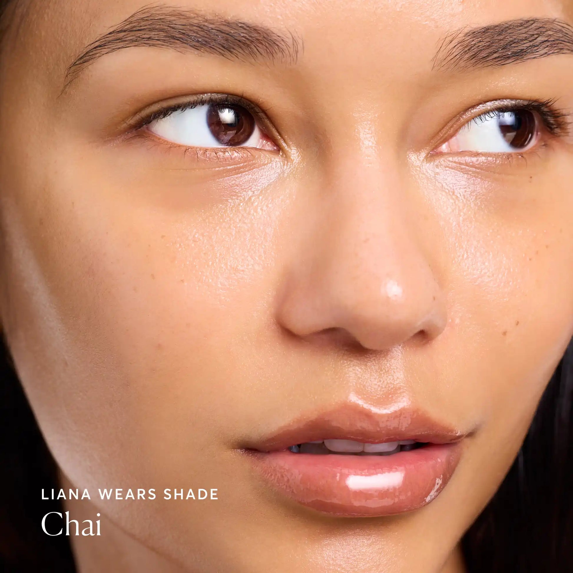 phyto-glow-lip-balm-chai-g6 NATR-60111-Alt-Images-Phyto-Glow-Lip-Balm-Chai-04.webp